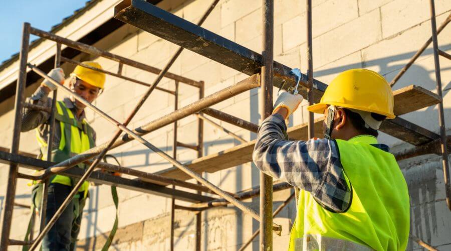 Professional fairlawn roofing services in La Feria, TX